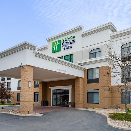 Holiday Inn Express & Suites Cedar Falls Exterior foto